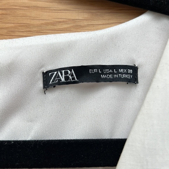 Zara White Mini Dress - Picture 2 of 3